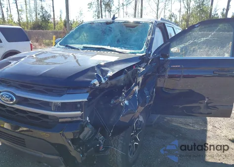 2024 Ford Expedition Xlt Max z USA, uszkodzony, nr VIN 1FMJK1H83REA27722